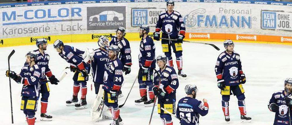 Immerhin. In den Play-offs zeigten die Eisbären ihr wahres Leistungsvermögen. Titelwürdig war das aber auch nicht.