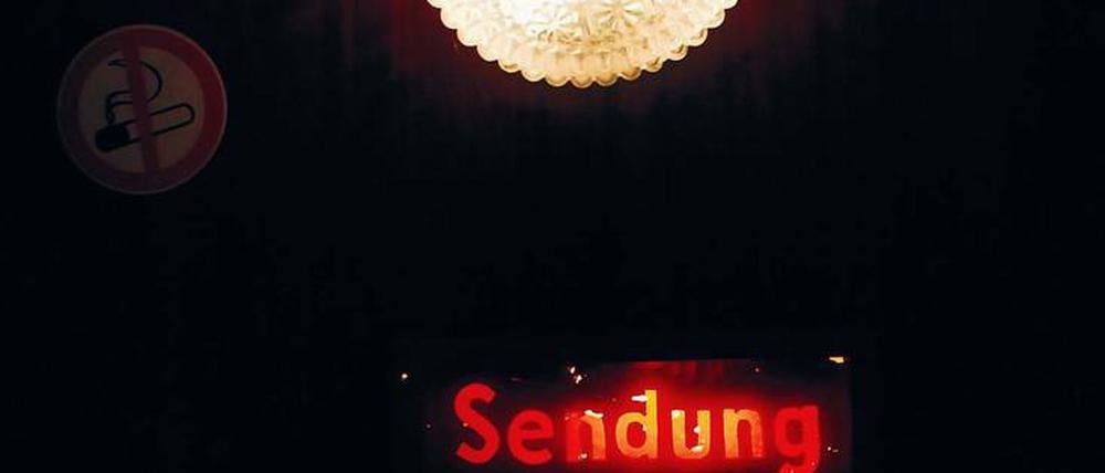 Sie senden, also sind sie? Der öffentlich-rechtliche Rundfunk muss darauf achten, dass seine Programme die Zuschauer, Hörer und Onliner auch erreichen.