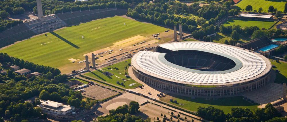 Platz für ein zweites Stadion? Die Luftaufnahme zeigt das Olympiagelände.