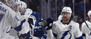 Jubel in Dauerschleife. Tampa-Kapitän Steven Stamkos bejubelt eines der vielen Tore für sein Team in dieser Saison