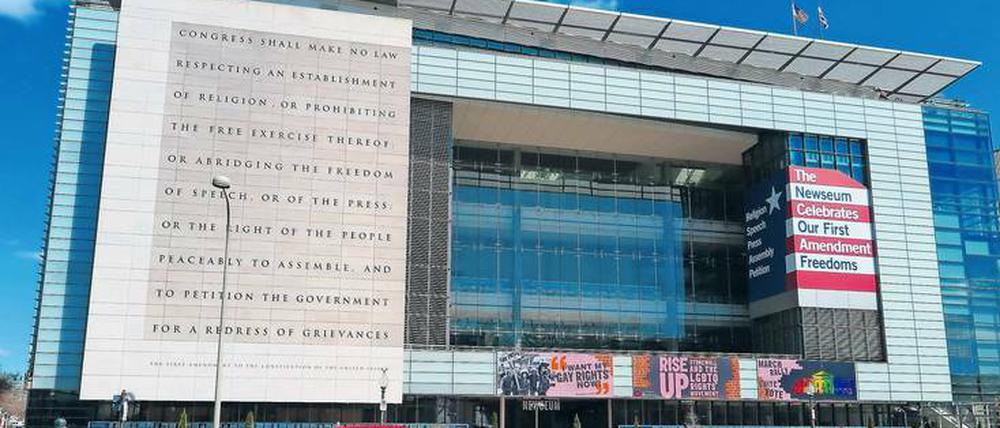 Ungewisse Zukunft: Das Gebäude des Newseums an der Pennsylvania Avenue in Washington wurde aus Finanznot verkauft, eine neue Unterkunft muss her. 