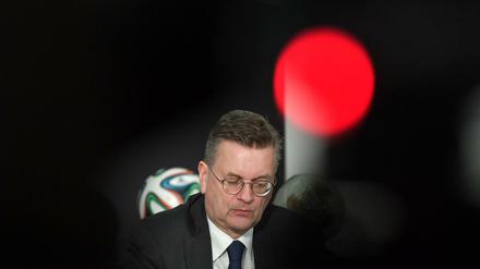 Die Staatsanwaltschaft Frankfurt prüft den Verdacht der "Veruntreuung von Verbandsvermögen" gegen Reinhard Grindel.
