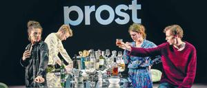 Berliner Milieu. „Abgrund“-Party mit Isabelle Redfern, Laurenz Laufenberg, Alina Stiegler und Moritz Gottwald. 