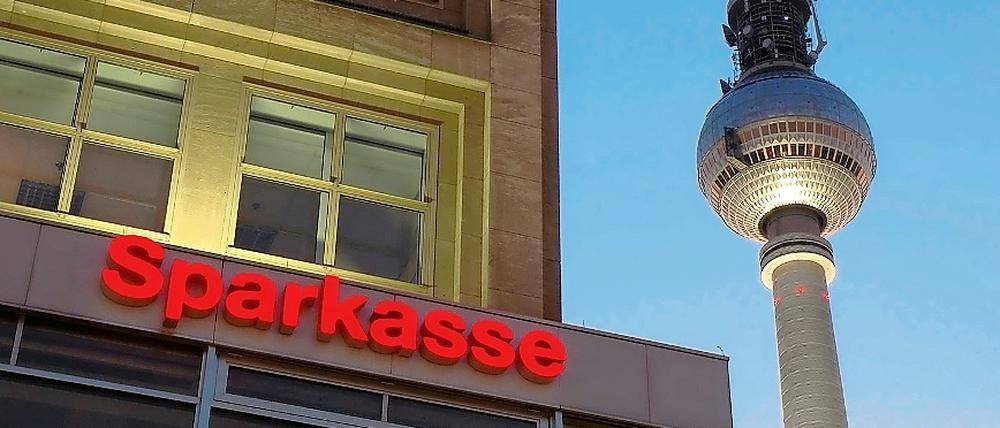 Die Berliner Sparkasse rechnet damit, dass nicht alle Filialen am Freitag öffnen werden.