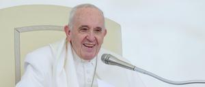Papst Franziskus spricht während seiner wöchentlichen Generalaudienz 