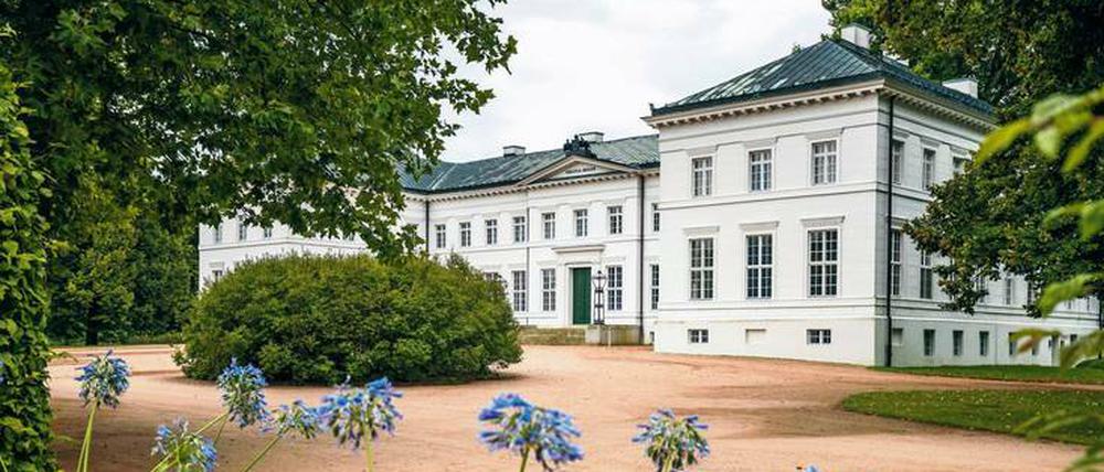 Frühes Meisterwerk in Weiß: das klassizistische Schloss Neuhardenberg.
