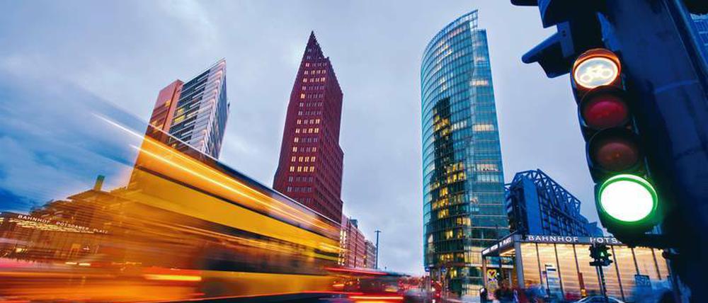 Alles auf Grün? Elektrisch, nachhaltig und digital – so sollen wir uns künftig in den Metropolen fortbewegen. 