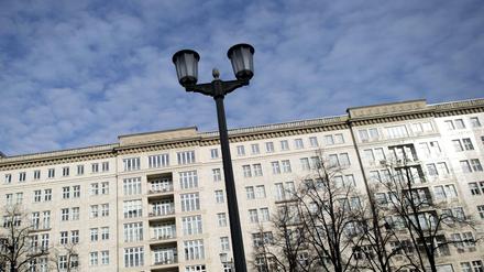 Die Deutsche Wohnen darf nicht Eigentümerin eines Wohnblocks in der Karl-Marx-Allee werden.