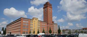 Der Siemens-Turm im Technopark am Nonnendamm im Bezirk Spandau.