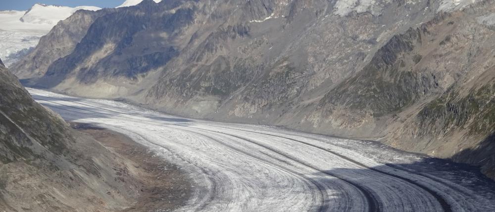 Der Aletschgletscher in den Berner Alpen .