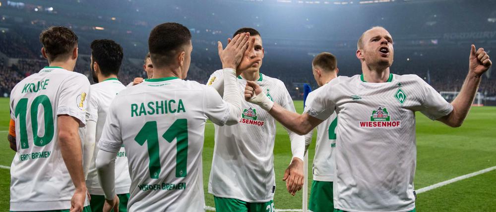 Große Freude. Werder Bremen empfängt im Halbfinale den FC Bayern München.