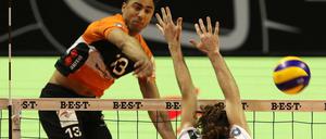 Gut geschlagen. Der Berliner Benjamin Patch im Angriff.