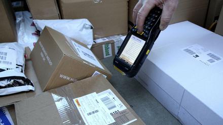 In der Post finden Zöllner immer wieder Schmuggelware.