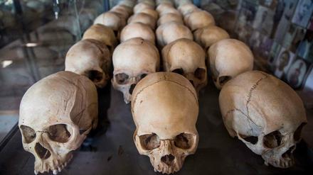 Schädel von Toten im Ntarama Genocide Memorial in Kigali.