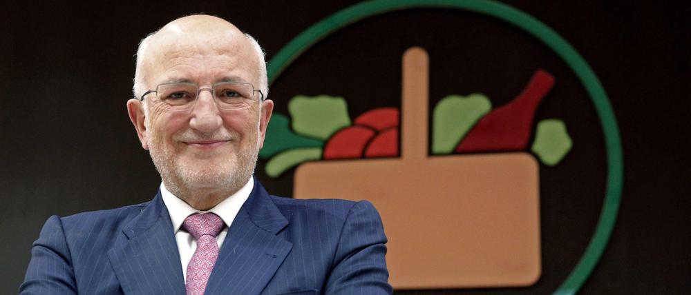 Einkaufskörbe und Basketballkörbe: Juan Roig ist Besitzer sowohl einer großen spanischen Supermarktkette als auch des spanischen Spitzenklubs Valencia BC.