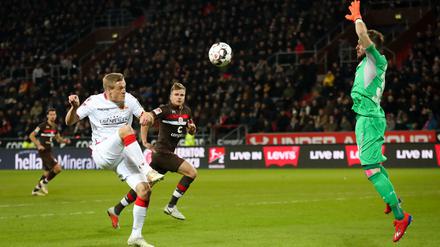 Mit Gefühl. Unions Felix Kroos (l.) zählt zu den technisch versiertesten Spielern der Zweiten Liga.