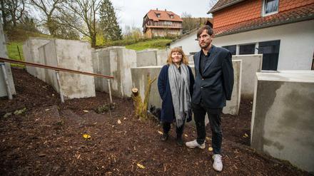 ZPS-Aktionskünstler Jenni Mol und Morius Enden im November 2017. 