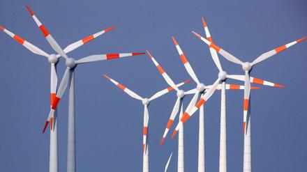 Der Anteil an Strom aus erneuerbaren Energiequellen nimmt zu. 
