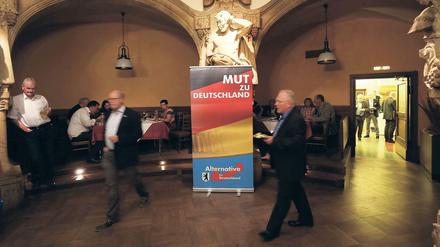 Zur Abgeordnetenhauswahl 2016 war der AfD noch nach feiern zu Mute. Wenige Jahre später ist der Ortsverband Pankow zerstritten. 