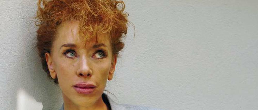 Rabiate Schwarzmalerin. Die Schriftstellerin Sibylle Berg, 56. 
