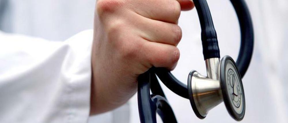 Jede zweite Krankenhausrechnung sei falsch, sagen die Kassenprüfer.