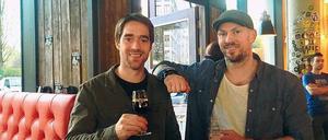 Die Schotten James Watt (r.) und Martin Dickie haben Brewdog gegründet, mittlerweile Europas größte Craft-Bier-Brauerei.