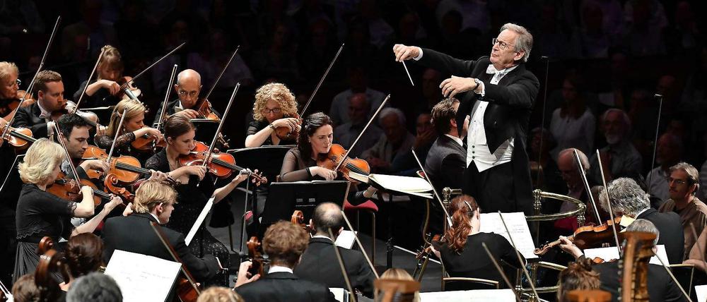 Das Orchestre Révolutionnaire et Romantique unter John Eliot Gardiner.