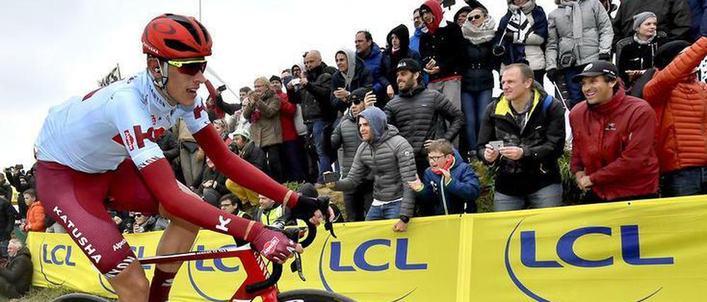 Nils Politt kam richtig gut über das berüchtigte Kopfsteinpflaster auf dem Weg nach Roubaix.