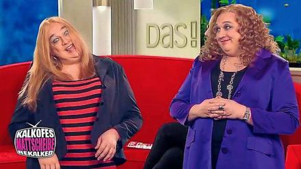 Fremdschäm-Momente nachgespielt. Vor 25 Jahren kam „Kalkofes Mattscheibe“ ins Fernsehen. 2012 parodierte Oliver Kalkofe in Doppelrolle das Gespräch von Jenny Elvers-Elbertzhagen (links) mit Bettina Tietjen. An Karfreitag sendet Tele 5 ab 20 Uhr 15 die Jubiläumsgala mit 25 Clips und Gästen wie Dietmar Wischmeyer. Foto: Tele 5