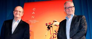 Pieter Lescure (L) , der Präsident des Filmfestivals Cannes, und der künstlerische Leiter Thierry Frémaux bei der Präsentation des Festivalprogramms am Donnerstag in Paris. 