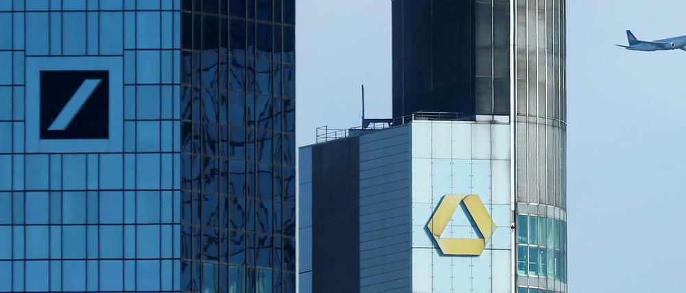 Zentralen von Deutscher Bank und Commerzbank in Frankfurt