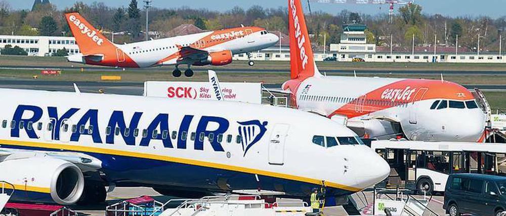 Schwer was los. Die Flughäfen Tegel und Schönefeld sind im Ferienmodus.