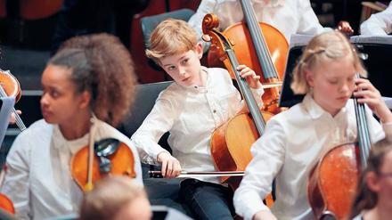 Auch Mozart war elf Jahre alt, als er die Ouvertüre zu "Apollo et Hyacinthus" schuf: Das Opernkinderorchester spielte sie in der Staatsoper. 