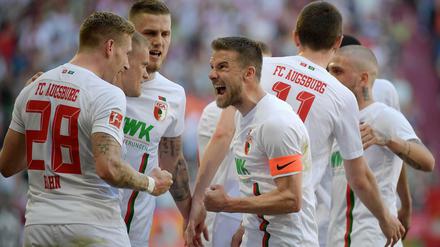 Gierig. Daniel Baier (r.) und Andre Hahn schossen den VfB Stuttgart ab.