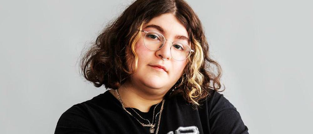 Hengameh Yaghoobifarah, Autorin.