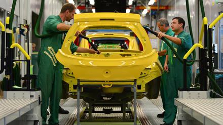 Die Autoindustrie kämpft aktuell mit Absatzschwierigkeiten.