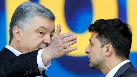 Petro Poroschenko (l) und Wolodymyr Selenski