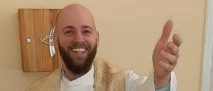 Ulf-Martin Schmidt ist altkatholischer Priester.