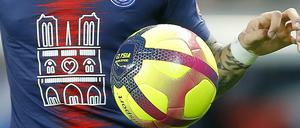 Die Kathedrale auf dem Trikot: Layvin Kurzawa von PSG