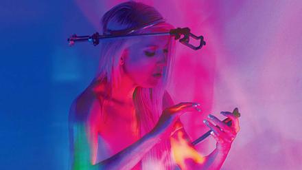 Mutig. Signe Pierce lädt ihr Unterbewusstes in die Cloud.