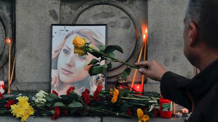 Gedenken an ermordete TV-Moderatorin: Ein Porträt von Wiktorija Marinowa 
