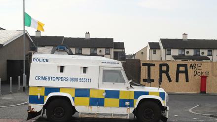 Nach dem Tod einer Journalistin ist in Derry eine Frau festgenommen worden. 