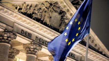 Dreiviertel der Deutschen halten die EU für eine gute Sache - aber jeder Zehnte würde für einen Ausstieg stimmen.