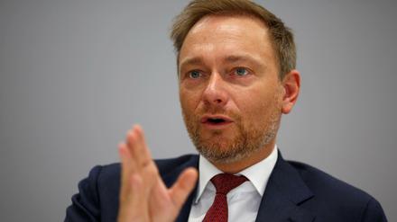 FDP-Chef Christian Lindner vergleicht Äpfel mit Birnen.