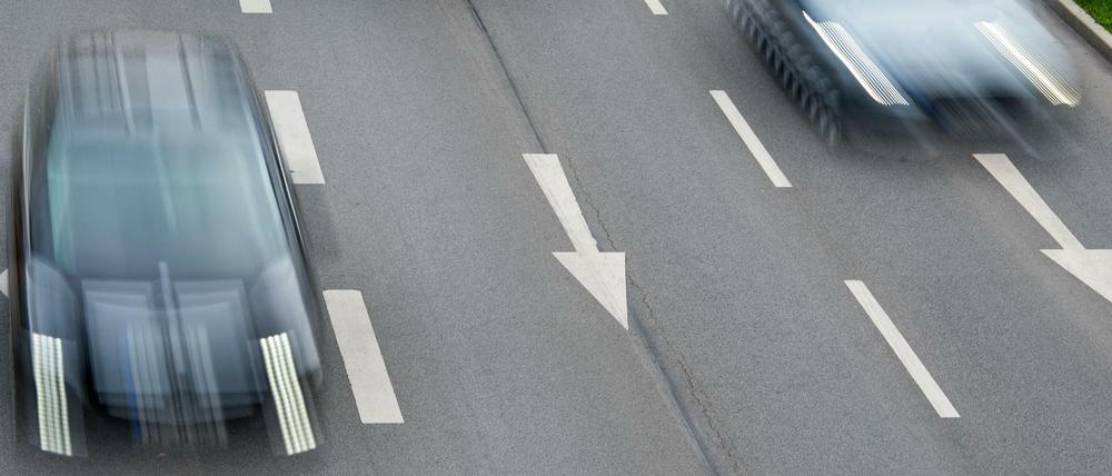 Raser auf der Autobahn (Symbolbild).