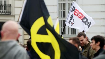 Muslimfeindliche Einstellungen wie bei Pegida finden sich nicht nur am rechten Rand der Gesellschaft, sondern auch in der Mitte.