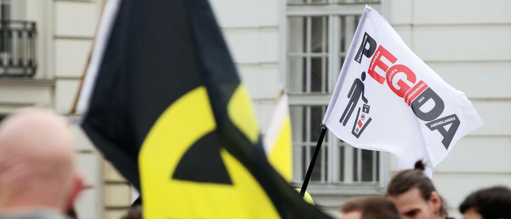 Muslimfeindliche Einstellungen wie bei Pegida finden sich nicht nur am rechten Rand der Gesellschaft, sondern auch in der Mitte.
