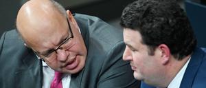 Wirtschaftsminister Peter Altmaier (CDU) hält nichts von den Plänen des Arbeitsministers Hubertus Heil (SPD).