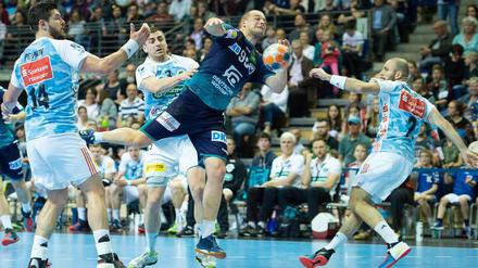 Paul Drux und die Füchse mussten im Rückspiel gegen Hannover keine Schwerstarbeit mehr leisten.