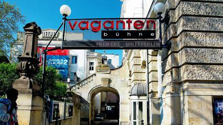 Zweiter Hinterhof, Souterrain links. Auch Horst Buchholz und Harald Juhnke lernten hier das Theaterspielen.